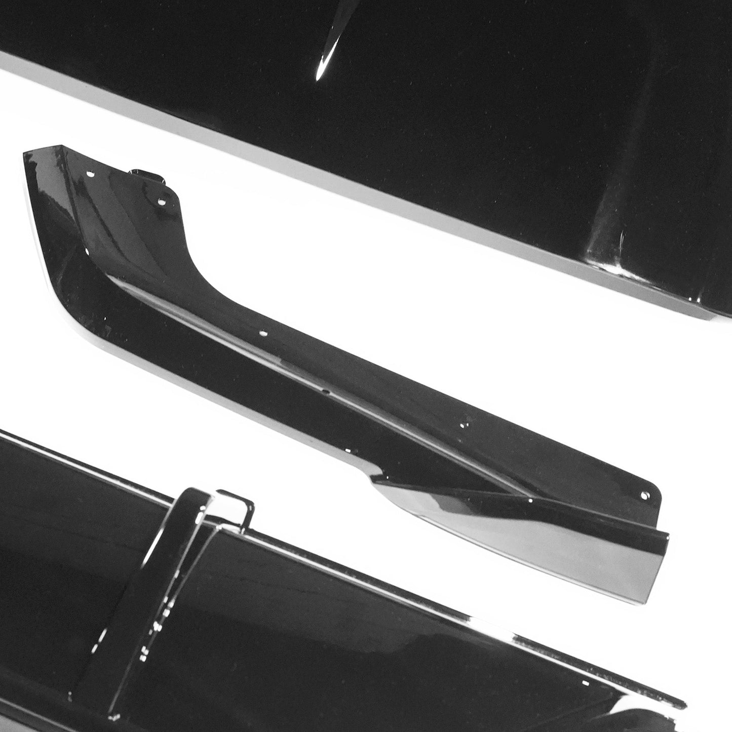 BMW X5 F15 Body Kit 2014-2018 High Gloss/Piano Black Aero Styling Pack - Front Lip Splitter, Side Skirt Extensions, Rear Diffuser Valance, Roof Spoiler - Black Pack Shadowline Exterior Upgrade