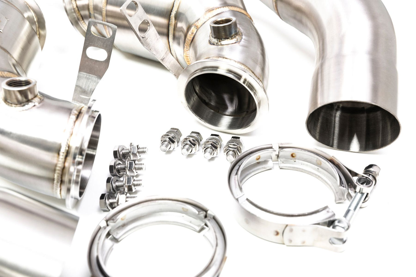 Evolve BMW M5/M8 S63 Catless Turbo Downpipes F90 F91 F92 F93 - T304 Stainless, 3in to 2.5in, Performance Decat, Up to 35 bhp/51 lb.ft, RHD/LHD Fitment, Direct Bolt-On