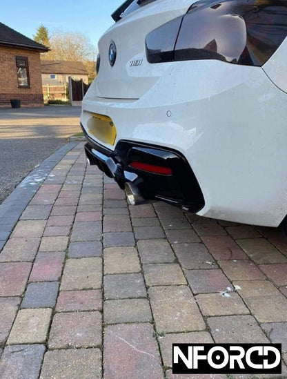 BMW 1 Series F20 LCI Rear Diffuser for M140i M135i – Gloss Black Twin Exit Dual Exhaust Valance Rear Bumper Lower Spoiler OEM Style ABS Clip-On Insert (Facelift 2015-2019) UK Stock