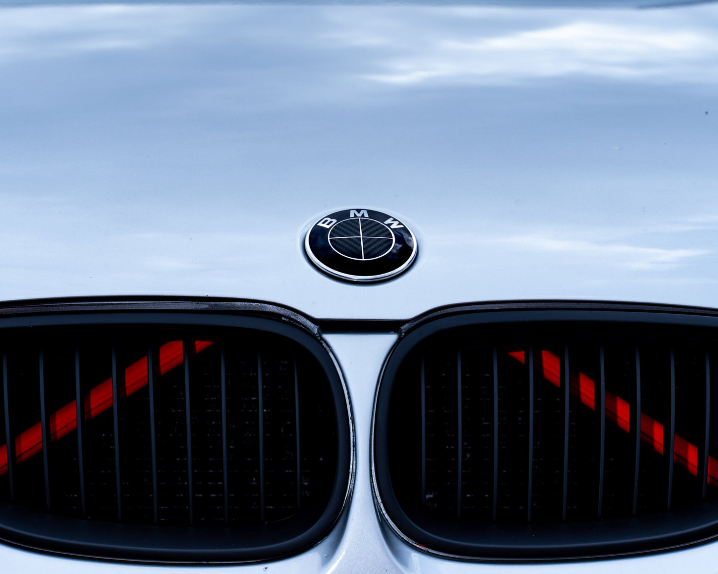 BMW Roundel Overlay Kit – Gloss Black Carbon-Look Badge/Emblem Logo Vinyl Skins, Decals & Covers for Bonnet/Hood, Boot/Trunk, Steering Wheel and Wheel Centre Caps