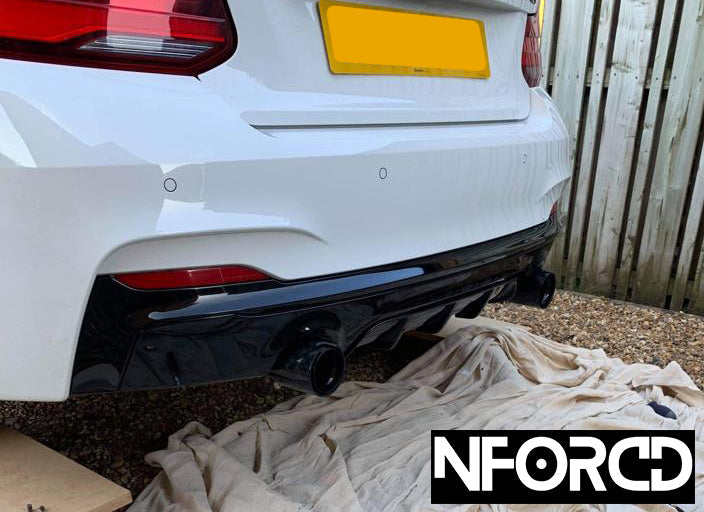 Forged Carbon Fibre Exhaust Tips for BMW - Silver Accents | M Performance Style Tailpipe Trims/Covers | Slip-On Clamp Fit End Tips | 63-67mm & 67-72mm Inlet | Marbled Carbon Tailpipe Finishers | UK Stock