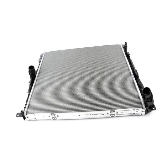 Genuine BMW Radiator F20 F22 F30 F32 (1/2/3/4 Series: M140i, M240i, 330i, 340i, 430i, 440i incl. xDrive)  OEM Part 17118482623
