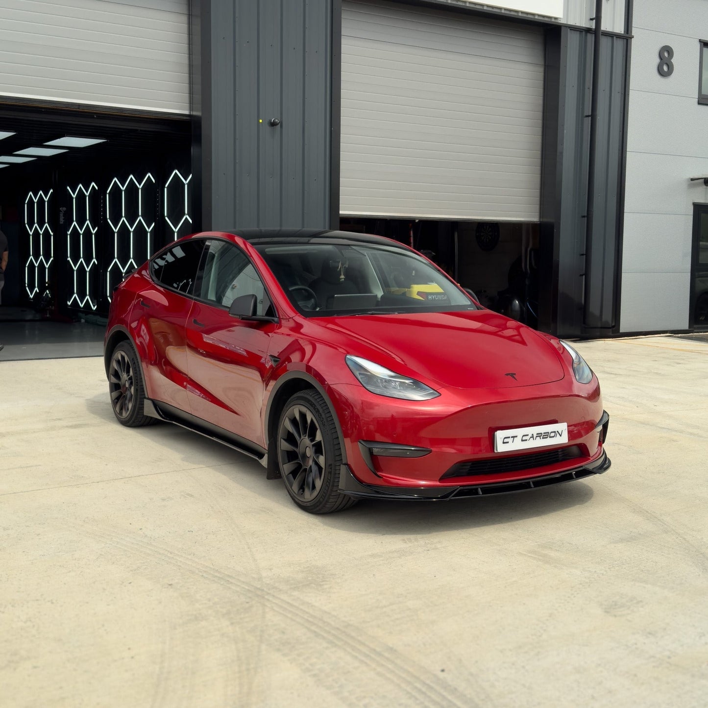 Tesla Model Y Gloss Piano Black Body Kit / Aero Kit – Blackout Styling Pack (2020+) with Front Lip Splitter, Side Skirts, Rear Diffuser & Spoiler – BLAK by CT Carbon