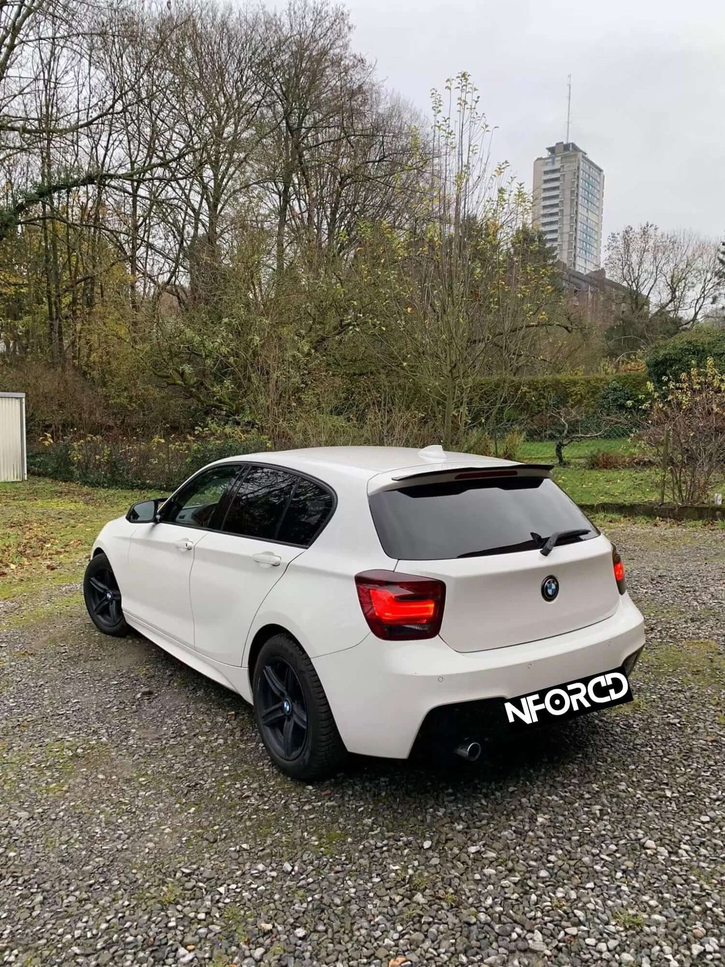 Rear Spoiler for attachment to the top of the rear hatch