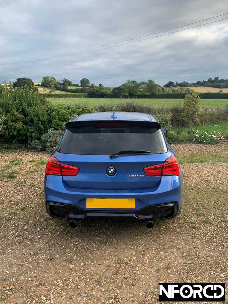 BMW 1 Series F20 LCI Rear Diffuser for M140i M135i – Gloss Black Twin Exit Dual Exhaust Valance Rear Bumper Lower Spoiler OEM Style ABS Clip-On Insert (Facelift 2015-2019) UK Stock