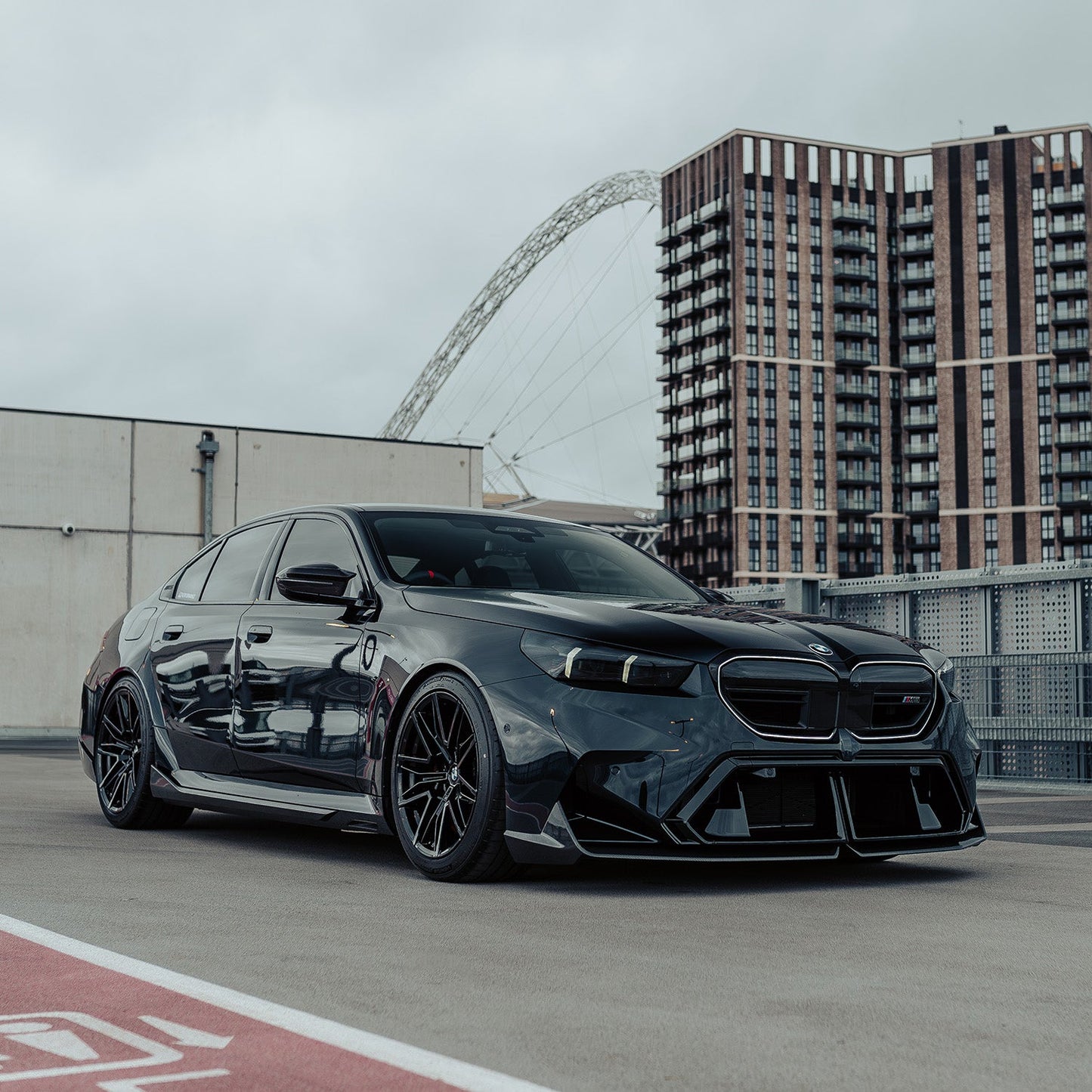 MHC+ BMW G90 & G99 M5 Performance Style Front Splitter In Pre Preg Carbon Fibre