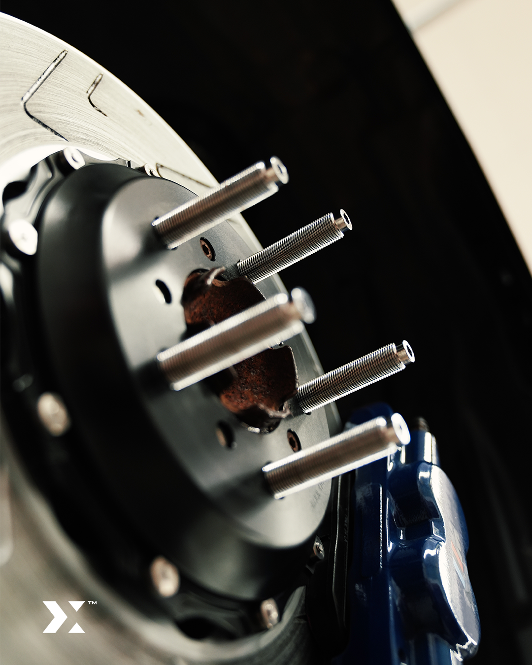 MMX Wheel Bolt-to-Stud Conversion Kit, 70mm Extended Studs with Ball-Seat Wheel Nuts, BMW & MINI M14x1.25