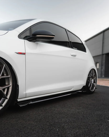 VW GOLF R & GOLF GTI MK7 / MK7.5 EVO-1 GLOSS BLACK SIDE SKIRTS BY ZAERO (2014-2020)