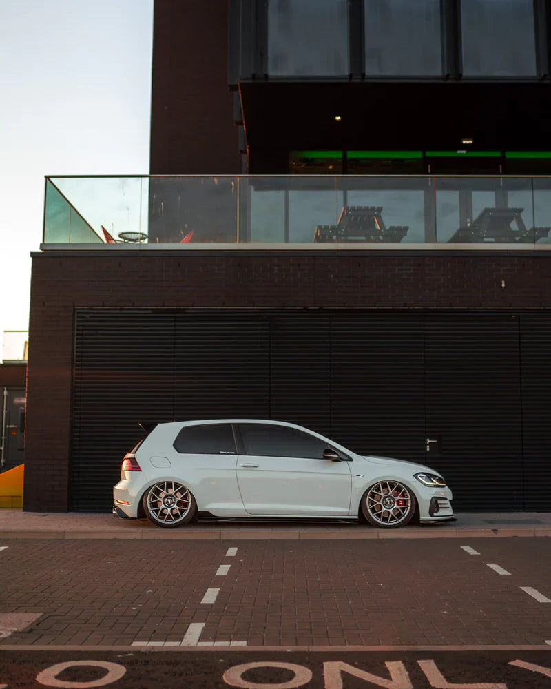 VW GOLF, GOLF GTI & GOLF R MK7 / MK7.5 EVO-1 GLOSS BLACK REAR SPOILER BY ZAERO (2013-2020)