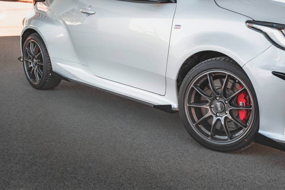 Maxton Design - SIDE FLAPS TOYOTA GR YARIS MK4