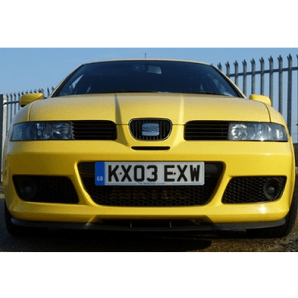 AIRTEC Motorsport Front Mount Intercooler (FMIC) Upgrade Kit for SEAT Leon Cupra R (LCR) - 60mm Single Pass Core - Direct Fit, No Cutting, Retains Crash Bar & Fog Lights - Pro-Series Satin Black or Silver