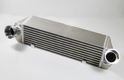 Forge Motorsport FMIC Front Mount Intercooler Upgrade for BMW 135i, 335i & 1M (N54/N55)  Bar-and-Plate, Plug-and-Play