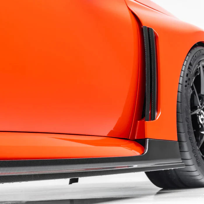 Vorsteiner VRS BMW M2 G87 (2022+) Carbon Fibre/Carbon Fiber Vented Front Wings/Fenders/Arches & Side Skirts/Rocker Panels/Side Blades - Gloss Dry Carbon Pre-Preg Autoclave Aero Body Kit