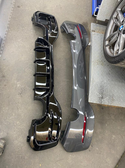 BMW 1 Series F20 LCI Rear Diffuser for M140i M135i – Gloss Black Twin Exit Dual Exhaust Valance Rear Bumper Lower Spoiler OEM Style ABS Clip-On Insert (Facelift 2015-2019) UK Stock