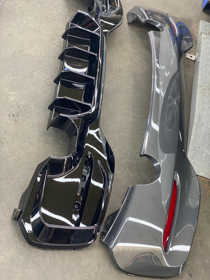 BMW 1 Series F20 LCI Rear Diffuser for M140i M135i – Gloss Black Twin Exit Dual Exhaust Valance Rear Bumper Lower Spoiler OEM Style ABS Clip-On Insert (Facelift 2015-2019) UK Stock