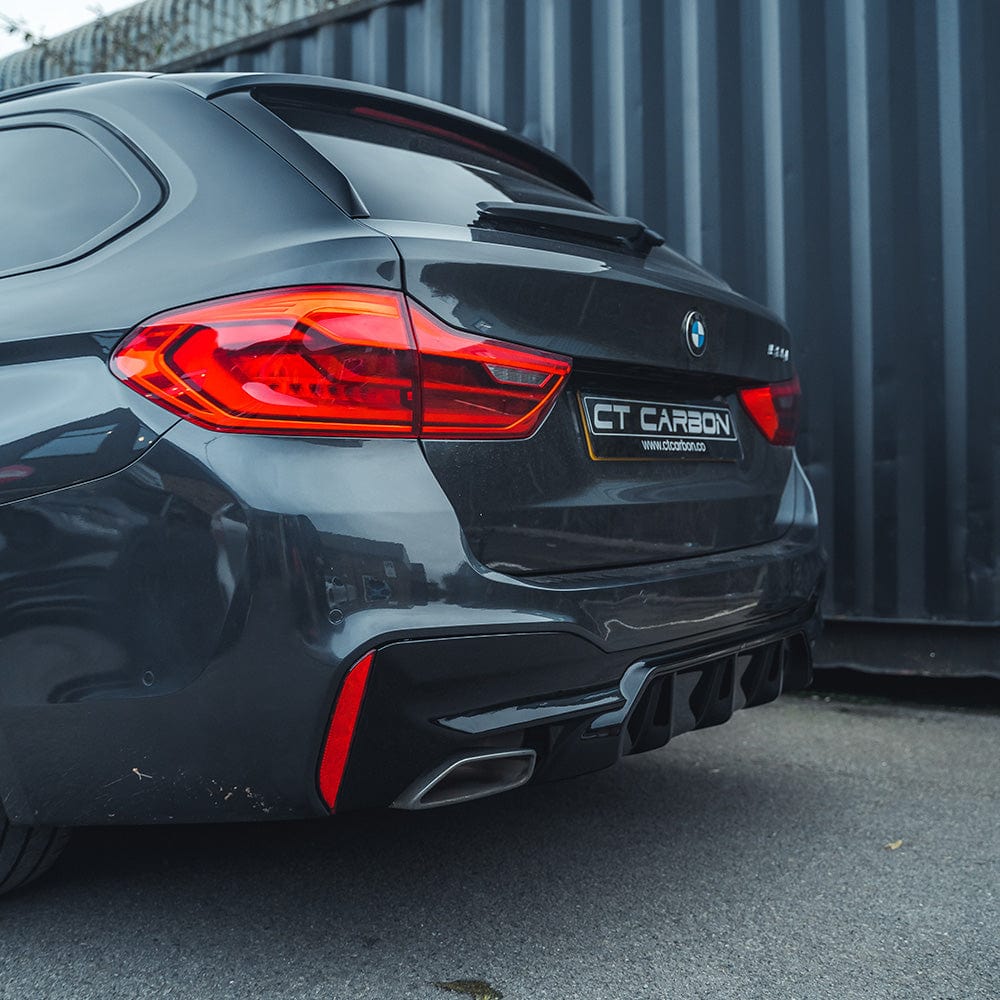 BMW 5 Series G30/G31 Rear Bumper Diffuser – Gloss/Piano Black M5 Style Rear Valance, Bumper Lower Trim, Rear Skirt & Splitter – Fits 2017–Present Saloon/Touring – ABS Replacement – CT Carbon