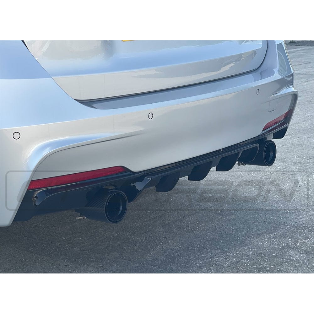 BMW 3 SERIES F30 GLOSS BLACK FULL KIT (DUAL EXHAUST) - MP STYLE - BLAK BY CT CARBON
