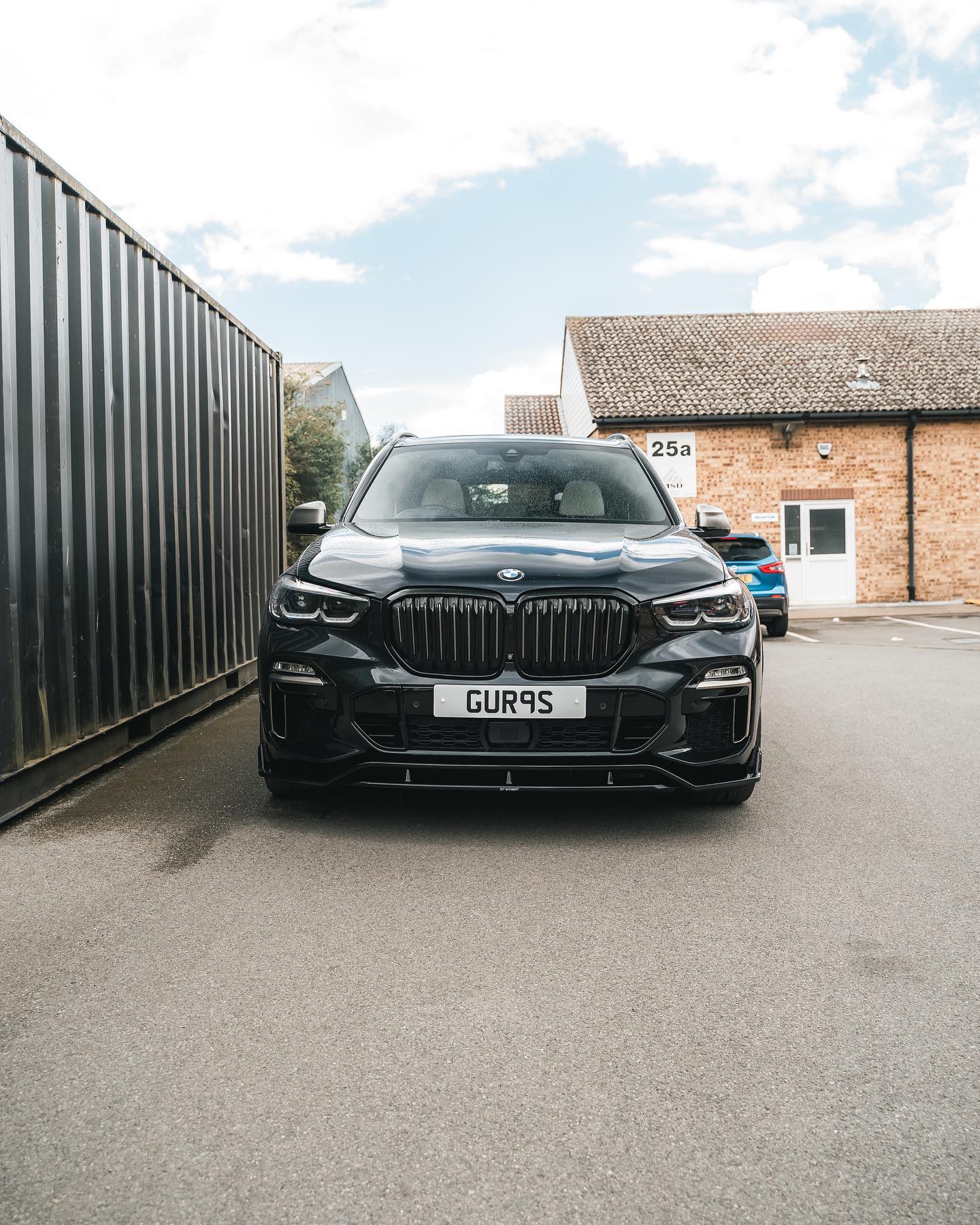 BMW G05 X5 FULL BLACK PLASTIC KIT - 2018+