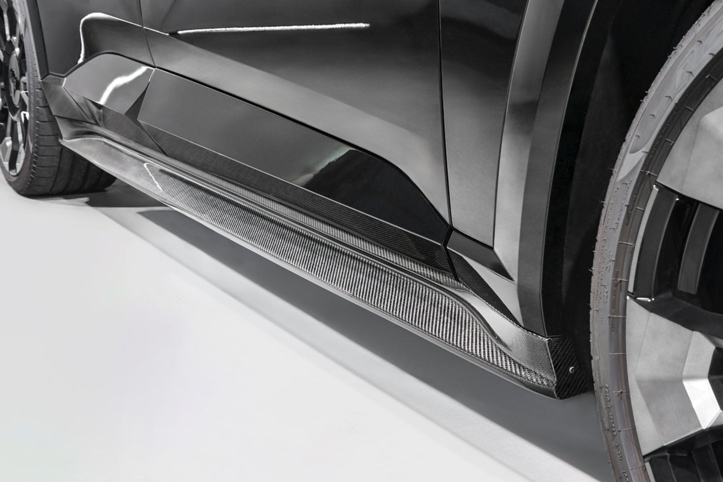 BMW XM G09 Carbon Fibre/Carbon Fiber Side Skirts by 3D Design – Side Skirt Extensions, Rocker Panel Sill Extensions, Aero Side Splitters/Blades (2023+)