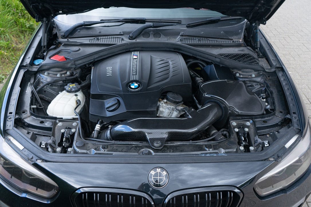 CT Carbon Pre-Preg Carbon Fibre/Fiber Cold Air Intake / Induction Kit for BMW N55 F-Series 35i – M2 F87, 135i F20, 235i F22, 335i F30, 435i F32, 535i F10 – Performance Airbox/CAI Upgrade Air Intake System