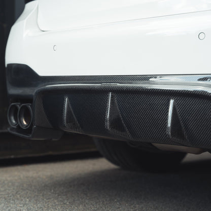 BMW M5 F90 Carbon Fibre/Carbon Fiber Rear Diffuser 3D Style – CT Carbon Gloss – Rear Valance/Lower Bumper Trim/Rear Splitter Insert – Performance OEM+ Upgrade – Fits 2017+ Saloon