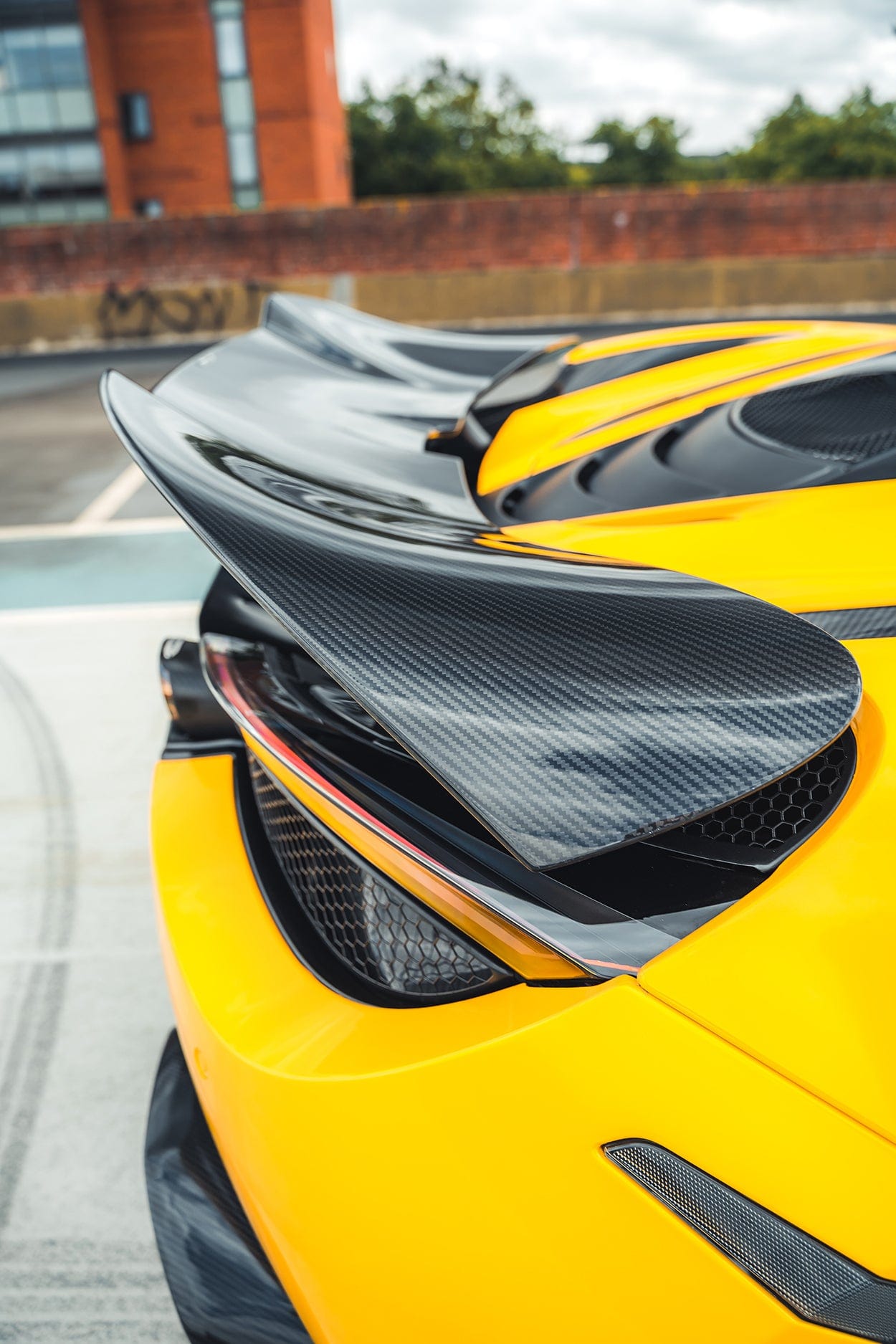 McLaren 720S Carbon Fibre (Fiber) Body Kit – CT Series Full Dry Pre-Preg Aero Package: Front Splitter, Bonnet/Hood, Side Skirts, Wings/Fenders, Rear Diffuser & Spoiler/Airbrake – Fits 2017+ – MJ Modifications UK