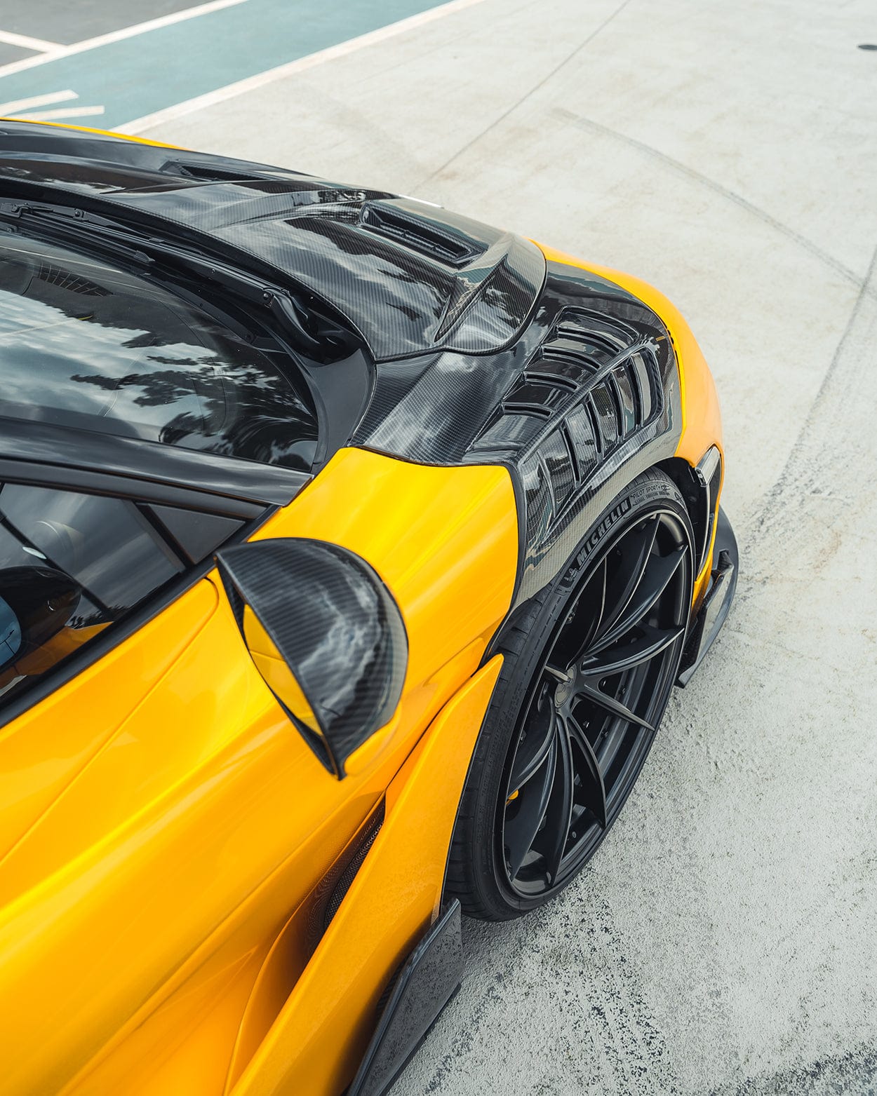 McLaren 720S Carbon Fibre (Fiber) Body Kit – CT Series Full Dry Pre-Preg Aero Package: Front Splitter, Bonnet/Hood, Side Skirts, Wings/Fenders, Rear Diffuser & Spoiler/Airbrake – Fits 2017+ – MJ Modifications UK