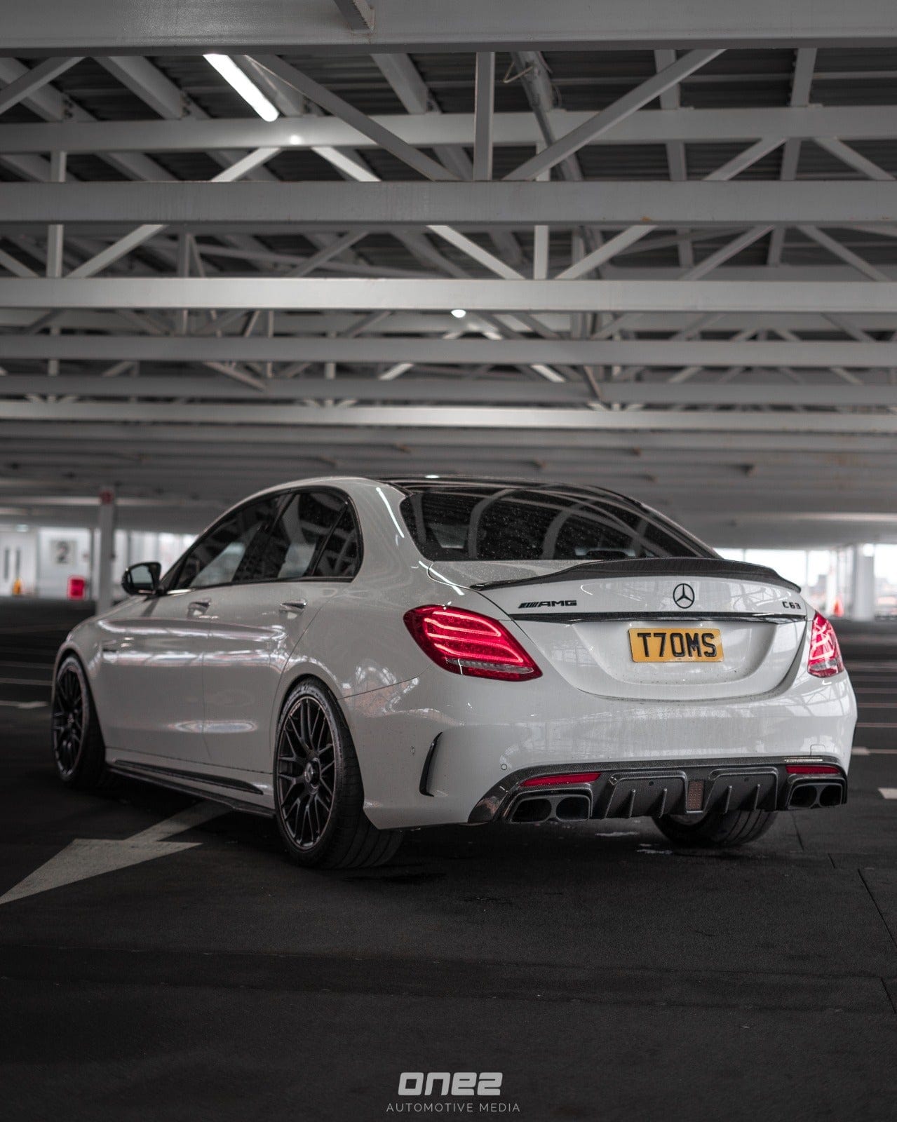 Mercedes-AMG C63 W205 Saloon 2014-2018 Full Carbon Fibre/Fiber Body Kit | B-Style Aero Pack: Front Lip Splitter, Side Skirt Extensions (D), Rear Diffuser (B), Boot Lip Spoiler (PS) | 4-Door C-Class Sedan