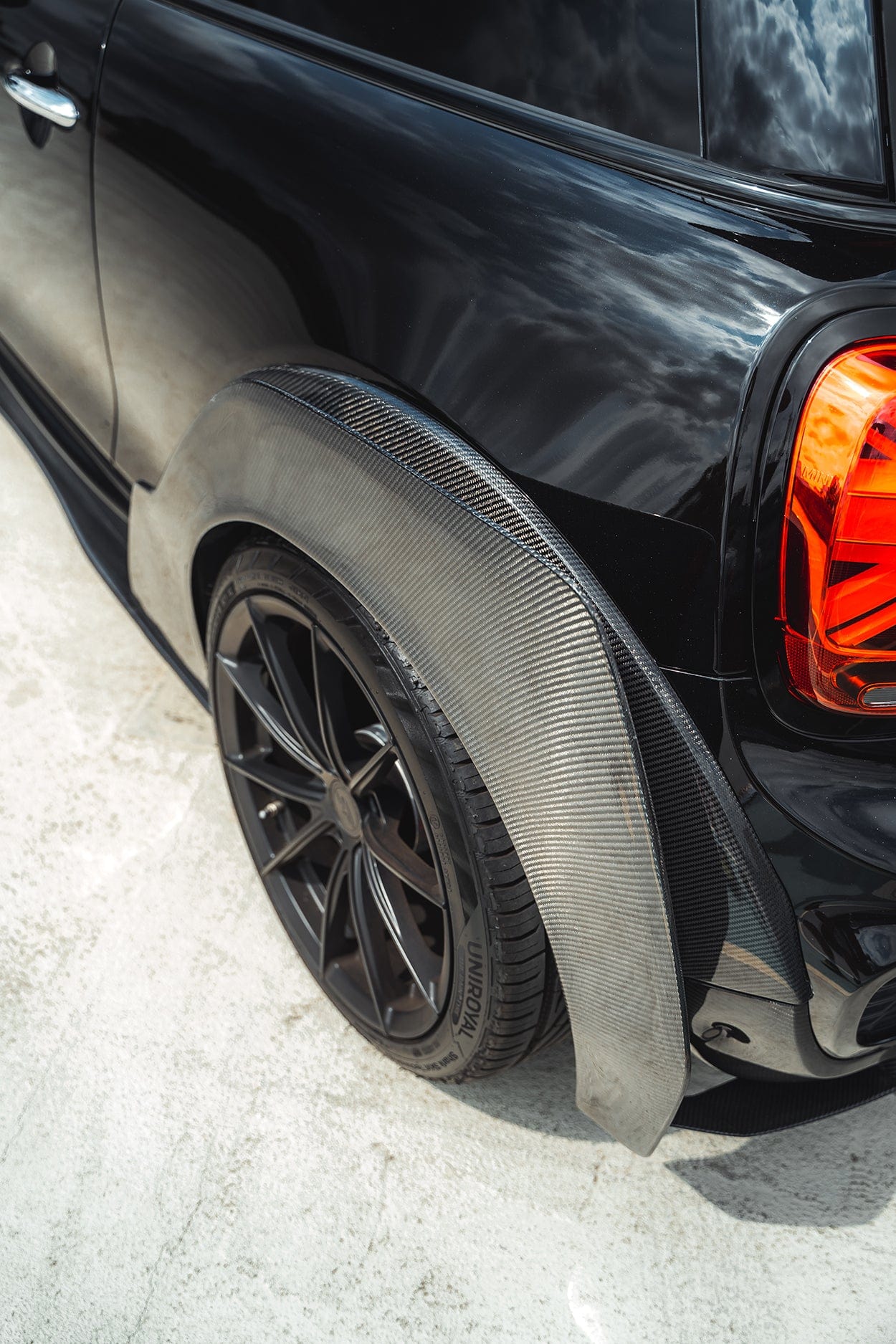 Mini Cooper S F56 JCW/Sport Pack Carbon Fibre Wide Arch Kit – Carbon Fender Flares, Overfenders & Wheel Arch Extensions (2014–2021 3‑Door) by CT Carbon – Gloss Widebody Arches