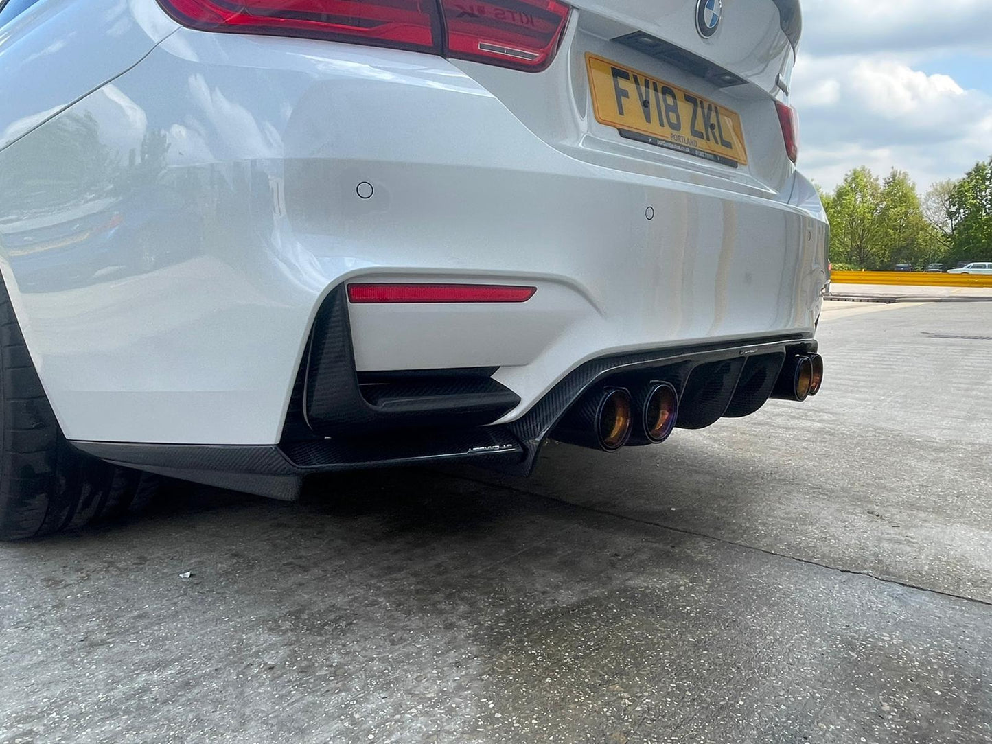 BMW M3 M4 F80 F82 F83 (2014-2020) Rear Carbon Fibre/Fiber Bumper Canards | Aero Flicks Winglets Fins Corner Splitters | CT Carbon F8X Rear Spats Air Deflectors | Rear Valance Canards | Aero Blades | Rear Bumper Add-Ons