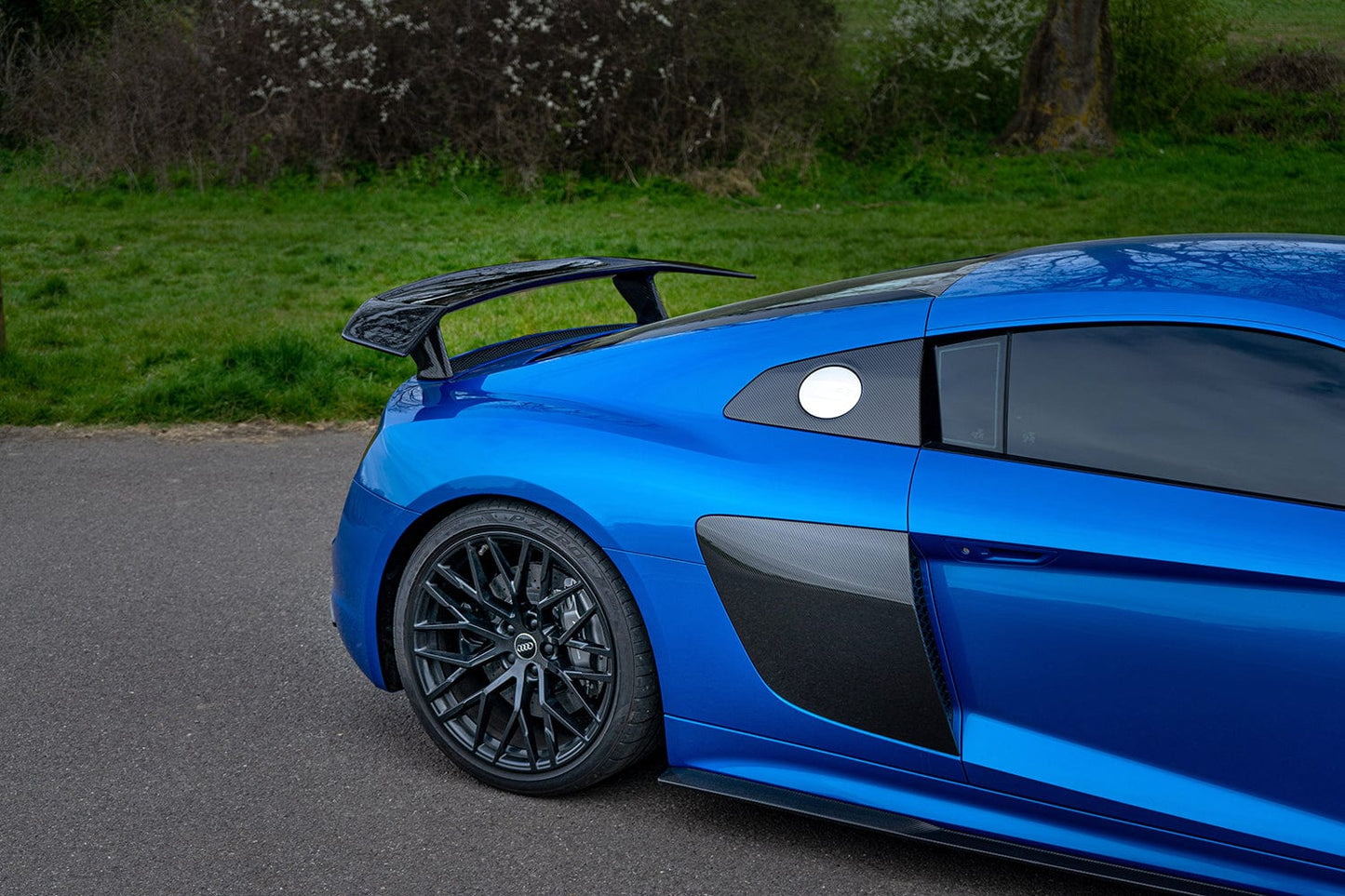 Audi R8 V10 Plus Gen 2 Mk2 4S Carbon Fibre Rear Wing Spoiler – V Style Tail Wing by CT Carbon (2015–2019) Dry Carbon Aerofoil | Aftermarket Performance Rear Aero | Fits 2015 2016 2017 2018 2019