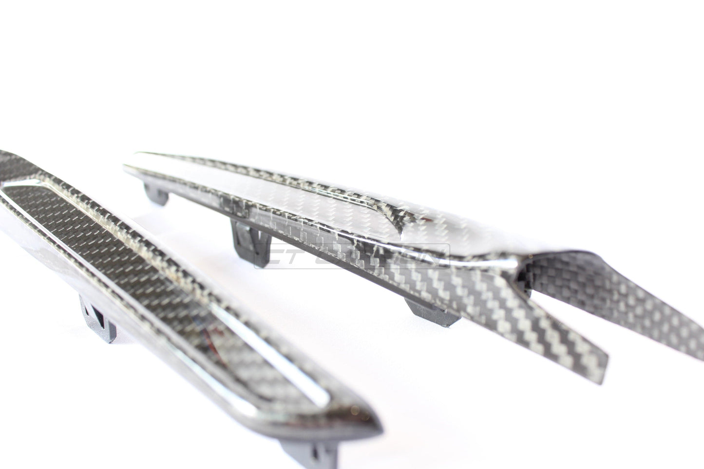 BMW M3/M4 F8X F80 F82 F83 (2014–2020) Carbon Fibre/Carbon Fiber Side Vents – Fender/Wing Gills, Side Grille Inserts, Air Breather Trim Covers/Replacement | Gloss Real Carbon | CT Carbon Pair