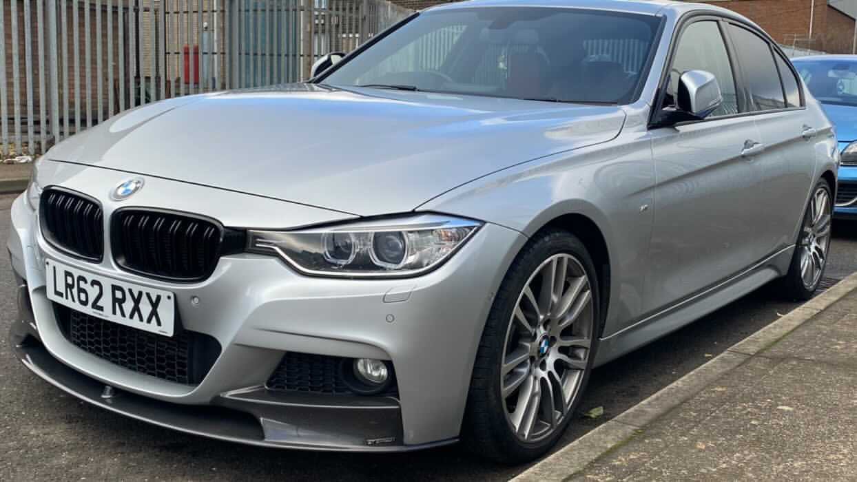 BMW 3 Series F30/F31 Saloon/Touring Carbon Fibre Front Lip Splitter Spoiler - M Performance/MP Style for M Sport Bumper (2011-2019) Gloss Carbon Front Bumper Lip Aero Body Kit Upgrade