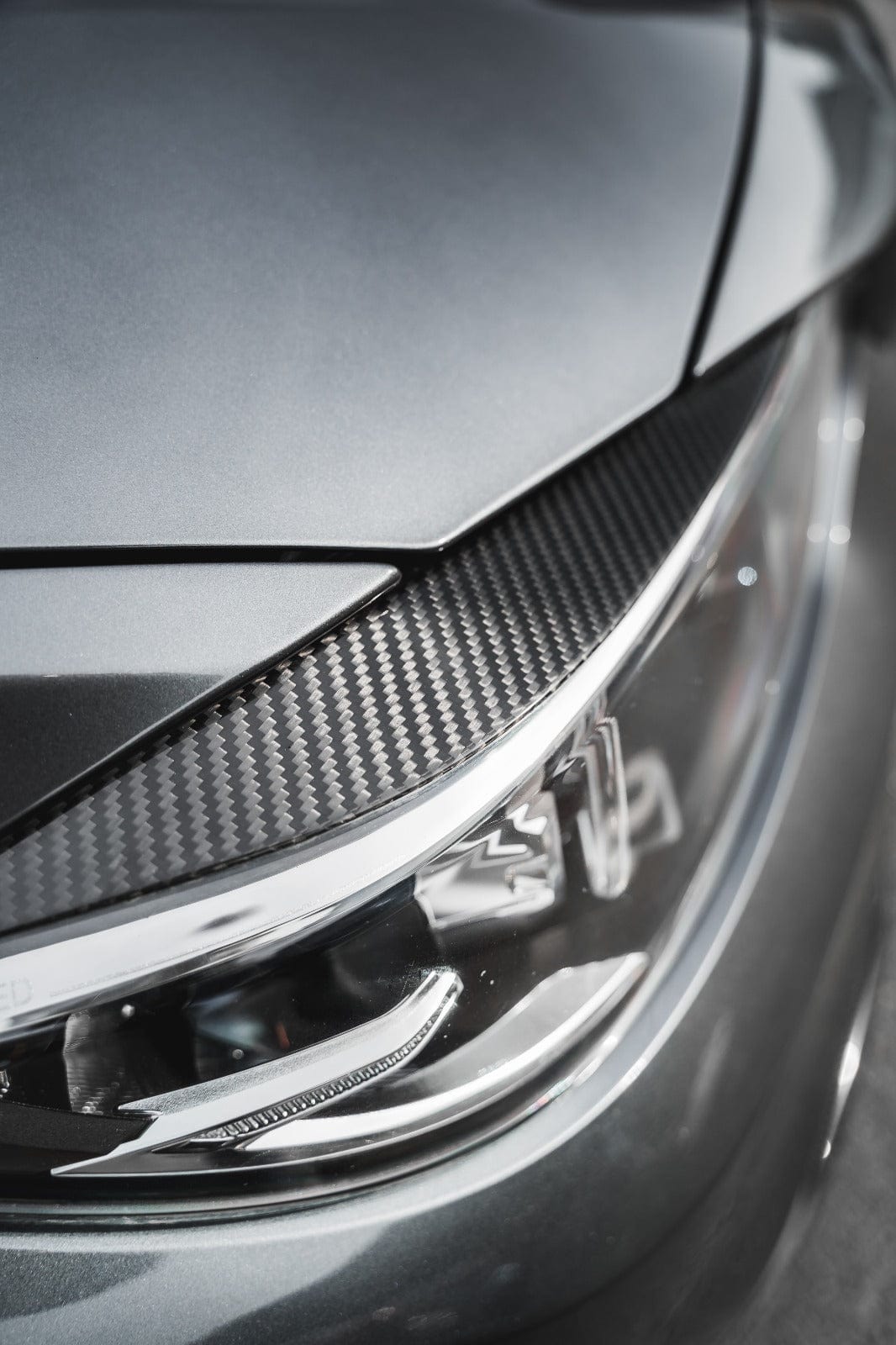 BMW M3/M4 F80 F82 F83 Carbon Fibre/Carbon Fiber Headlight Eyelids | Headlamp Eyebrow Covers (F8X) High Gloss Front Light Trims | M Performance Style 2014–2020 Saloon Coupe Convertible | CT Carbon