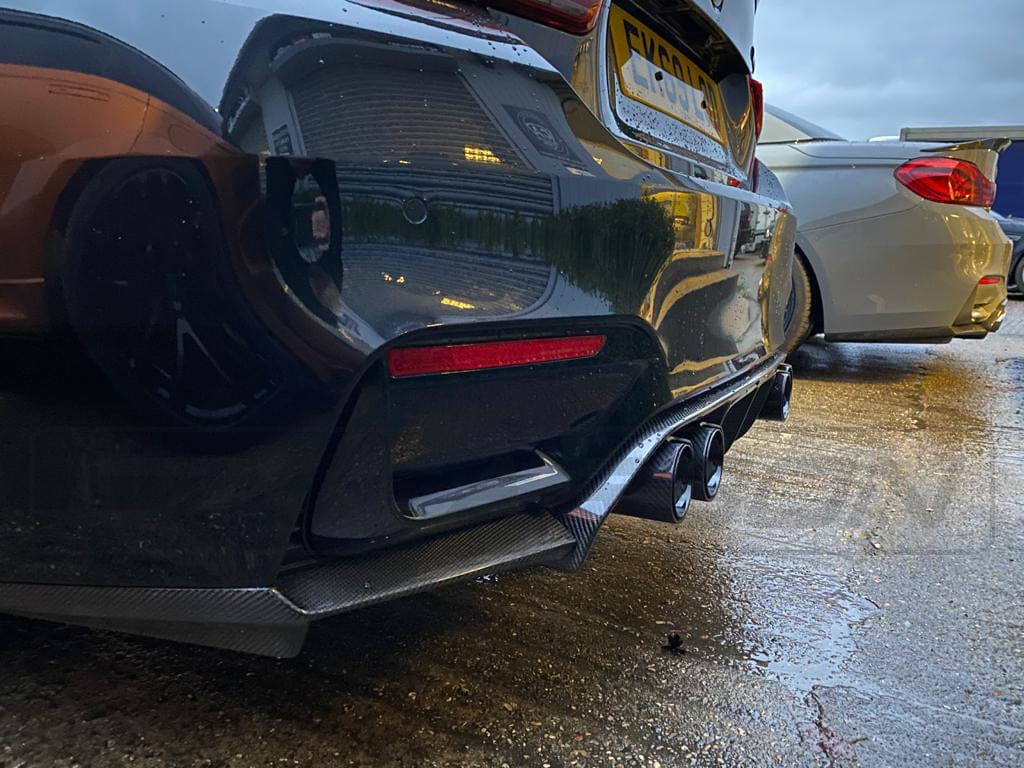 BMW M4 F82 Coupe 2014-2020 Full Carbon Fibre Body Kit V-Style – CT Carbon Aero Kit/Exterior Styling Pack UK (Carbon Fiber) | Splitter Diffuser Side Skirts Spoiler