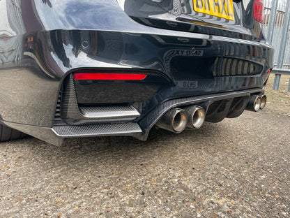 BMW M4 F82 Coupe 2014-2020 Carbon Fibre/Carbon Fiber Full Body Kit | V1 M Performance Style Aero Pack – Front Lip, Side Skirt Extensions, Rear Diffuser, Boot/Trunk Spoiler – Gloss 2x2 Twill, LCI Compatible