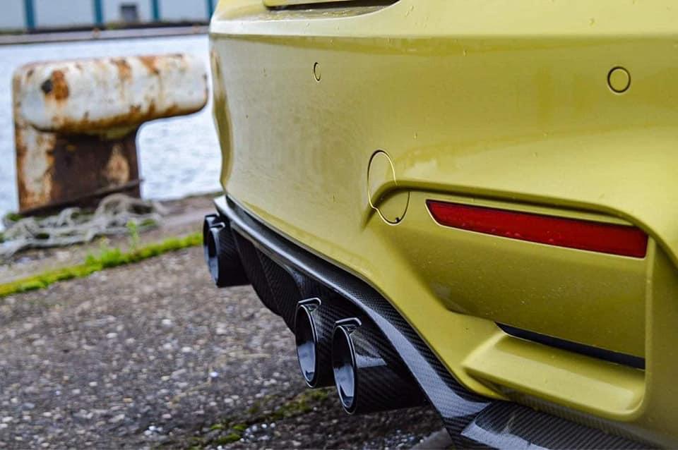 BMW M4 F83 Convertible Cabriolet Carbon Fibre/Carbon Fiber Full Body/Aero Kit - CT Carbon V Design V1 - M Performance Style: Front Lip Splitter, Side Skirt Extensions, V Boot Lip Spoiler & Rear Diffuser - Fits 2014-2020