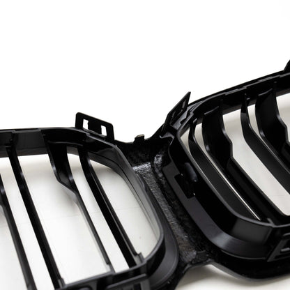 MHC+ BMW F87 M2 Competition Premium Front Grille In Pre Preg Carbon Fibre & Gloss Black (2018-2020)