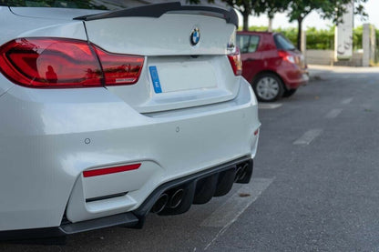 BMW M4 F83 Convertible & 4 Series F33 Convertible Carbon Fibre Ducktail Spoiler  V Style High Kick Boot Lip Rear Spoiler | UK Stock