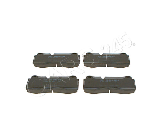 Bosch 0986494957 BP1808 Brake Pad Set (0 986 494 957) - Low-Metallic Performance Pads for Audi R8 4S 5.2 FSI, BMW M3 F80, BMW M4 F82 F83