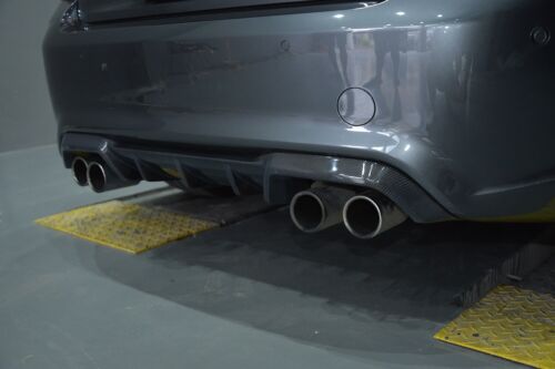 BMW M2 F87 & M2 Competition (M2C) AK Style Carbon Fibre/Carbon Fiber Finned Rear Diffuser – Rear Lower Valance/Splitter/Apron Bumper Insert Undertray – Gloss Performance Finish – UK Stock, Fast Delivery