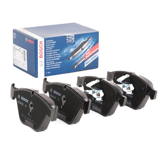 Bosch 0986494549 (0 986 494 549) Brake Pad Kit BP1470 for BMW 5 Series F10 F11 & 6 Series F12 F13 F06 incl xDrive - Replacement Disc Brake Pads, Low-Metallic OEM Spec, Anti-Squeal Shims, Piston Clip & Fitting Guide - Low Dust Quiet